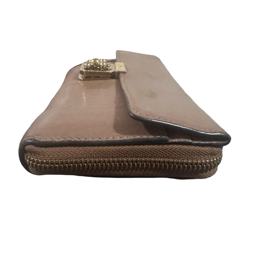 Chloé Elsie continental long wallet Beige Color With Turn Lock 7.5x4.5 COA - Picture 3 of 15
